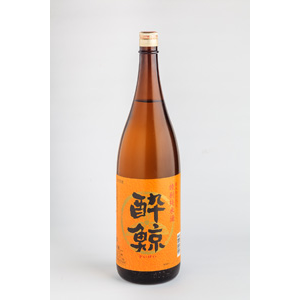 酔鯨 特別純米酒 1.8L　2,585円